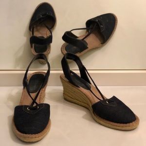 •Navy Blue Strap Wedges•